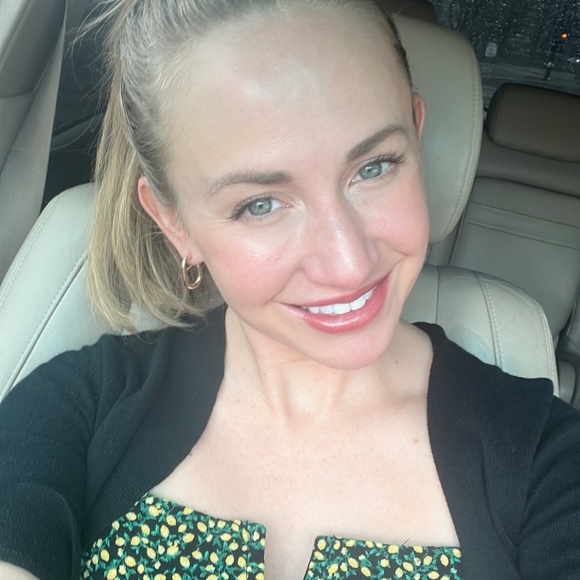 Meet your Posher, Kaylee - Picture 1 of 1